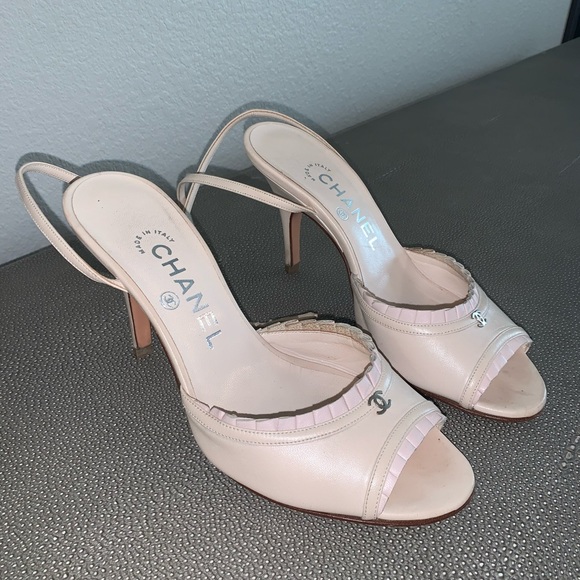 CHANEL Shoes - CHANEL heel sandals